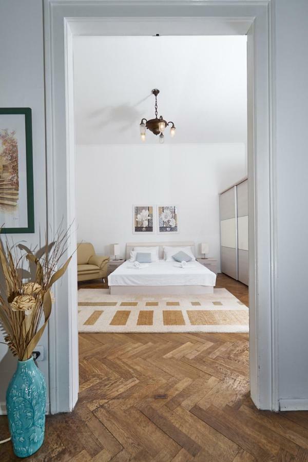 Julie'S Apartment Dubrovnik Centre ภายนอก รูปภาพ